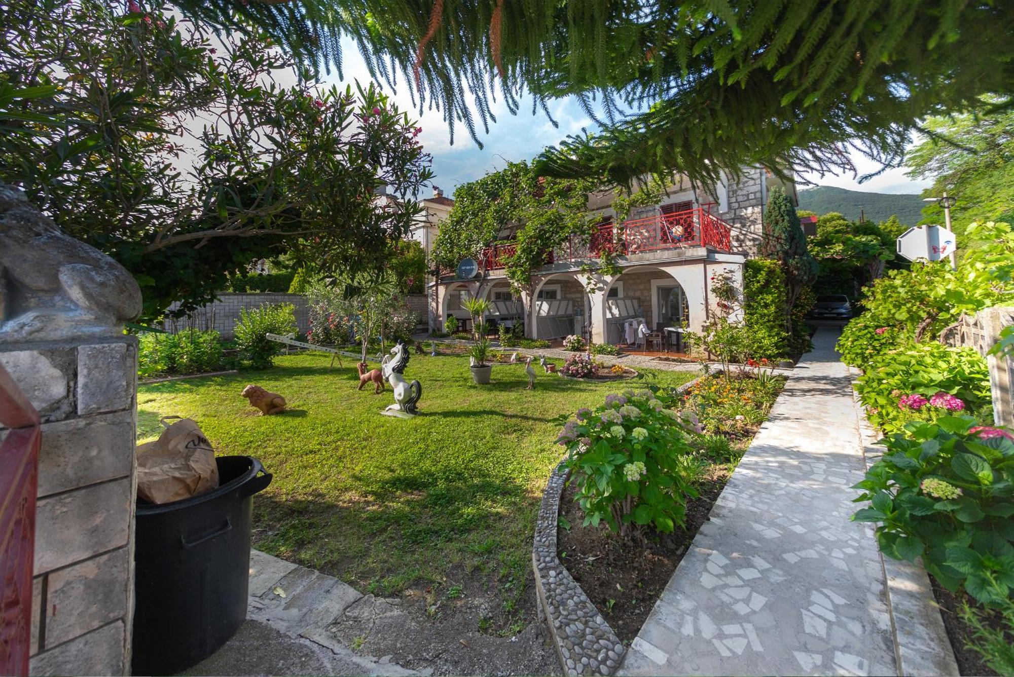 Villa Popovic Tivat Exterior photo